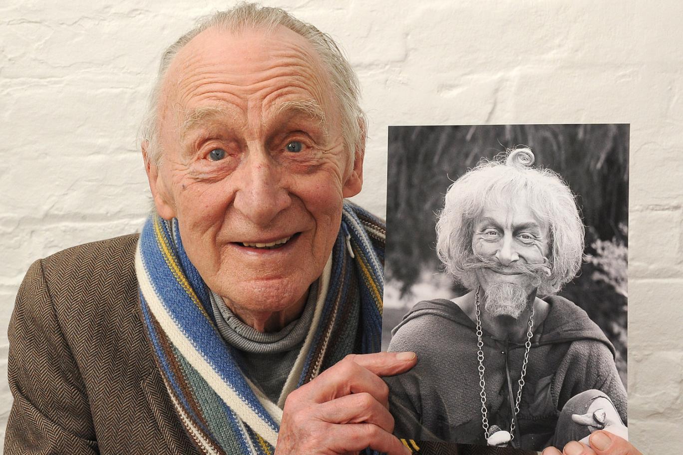 Selfie Geoffrey Bayldon (1924?017) naked photo 2017 underwear Geoffrey Bayldon (1924?017) naked photo 2017