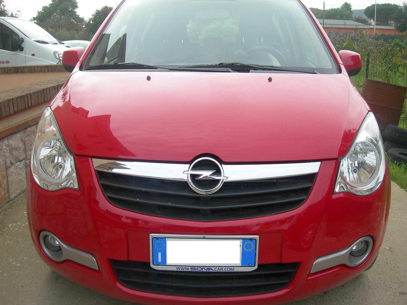 Opel Agila 1.0 cc 65 CV immatricolazione 2009 75.000 km accessori full optional Prezzo 4.900,00euro