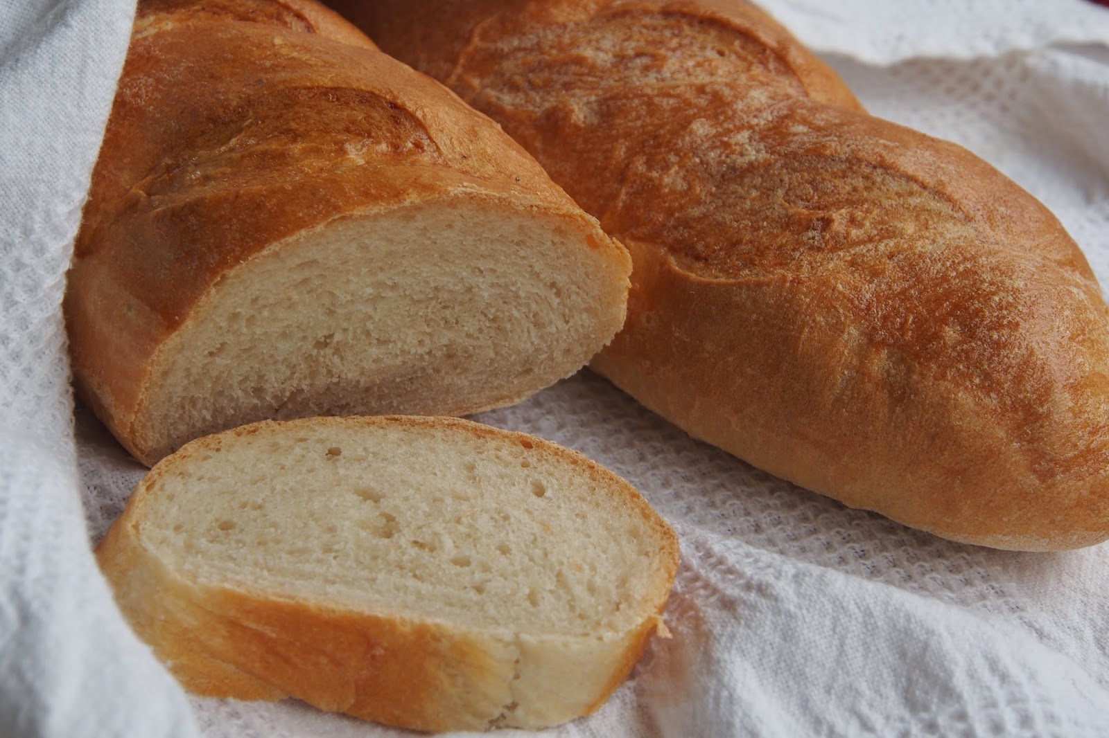 EASY FRENCH BREAD - BAKE WITH PAWS