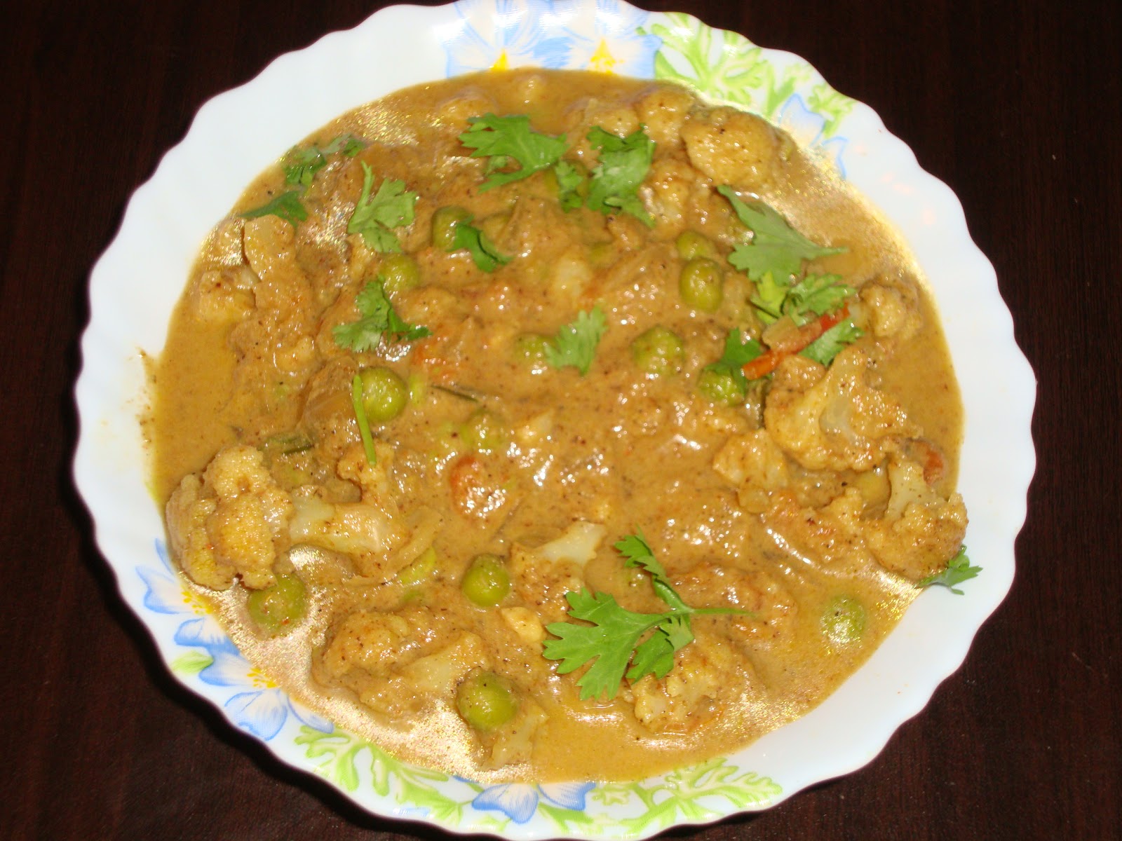 Poornima's Cook Book Cauliflower Peas Kurma