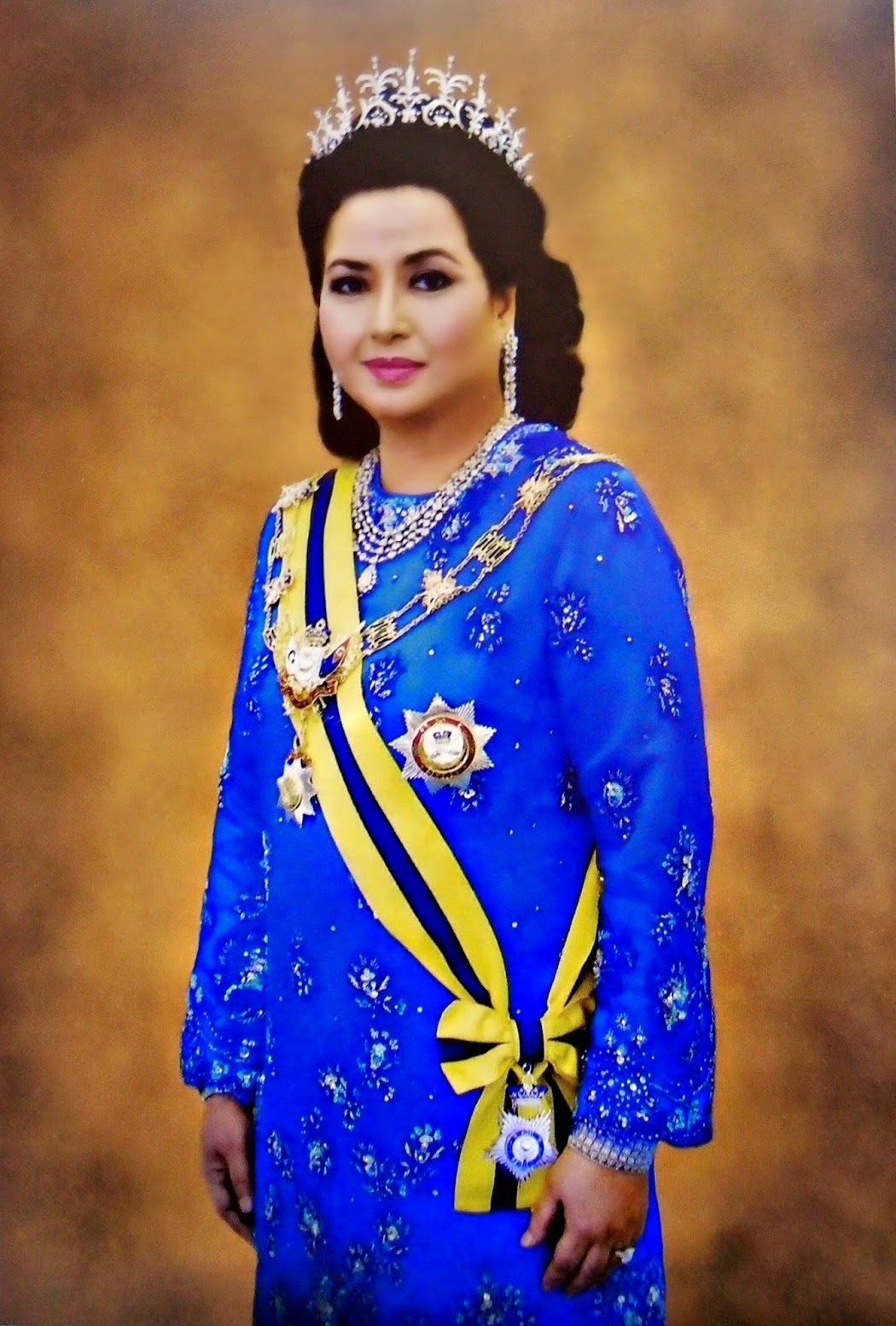Gambar Warisan Permaisuri  Melayu Puteri Sultan Menjadi 