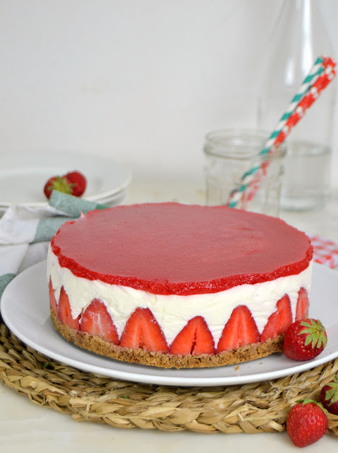 Tarta de queso y fresas estilo fraisier