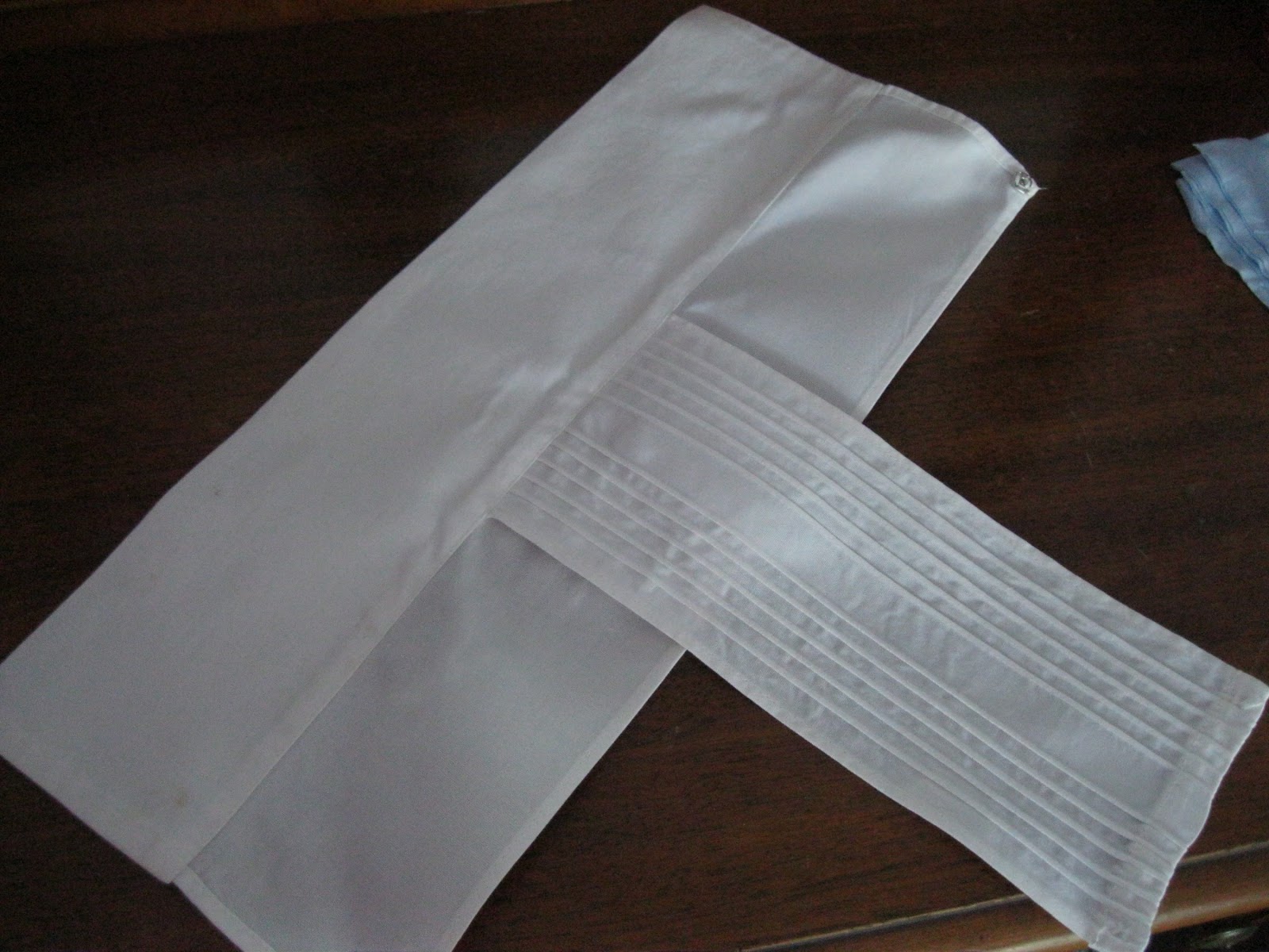 Apron History: Books, Aprons, Sheet Music, Nurse Cap and Wool!