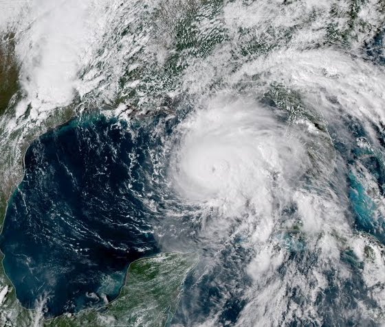 Uragano Michael si rafforza e punta la Florida.