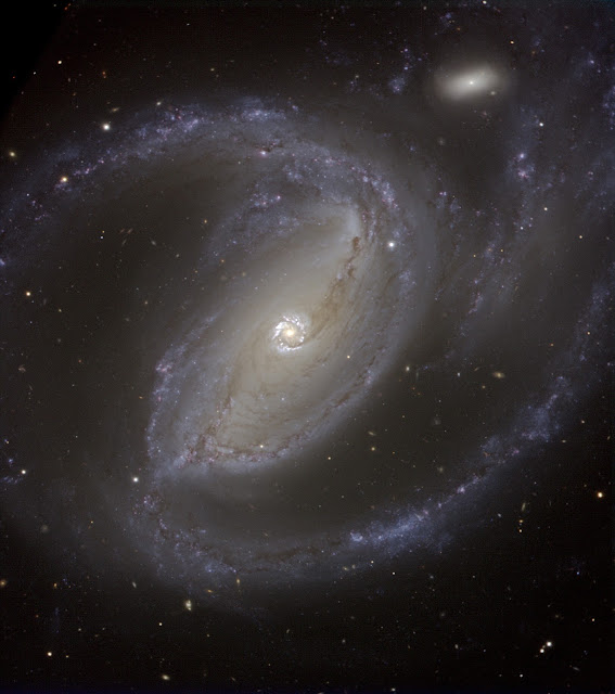 Spiral Galaxy NGC 1097