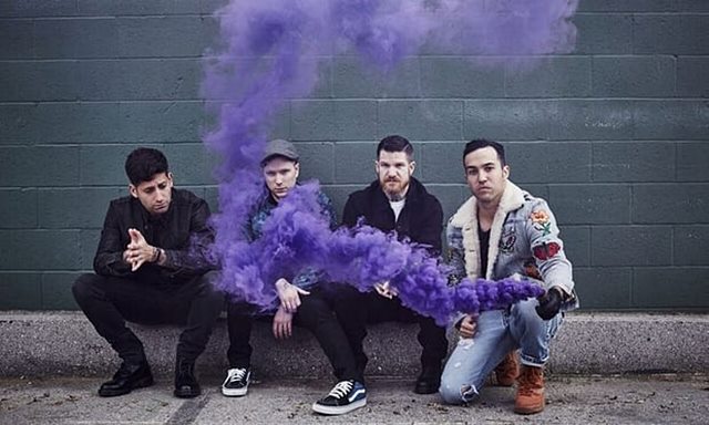 Fall Out Boy: Mania (Albumkritik)