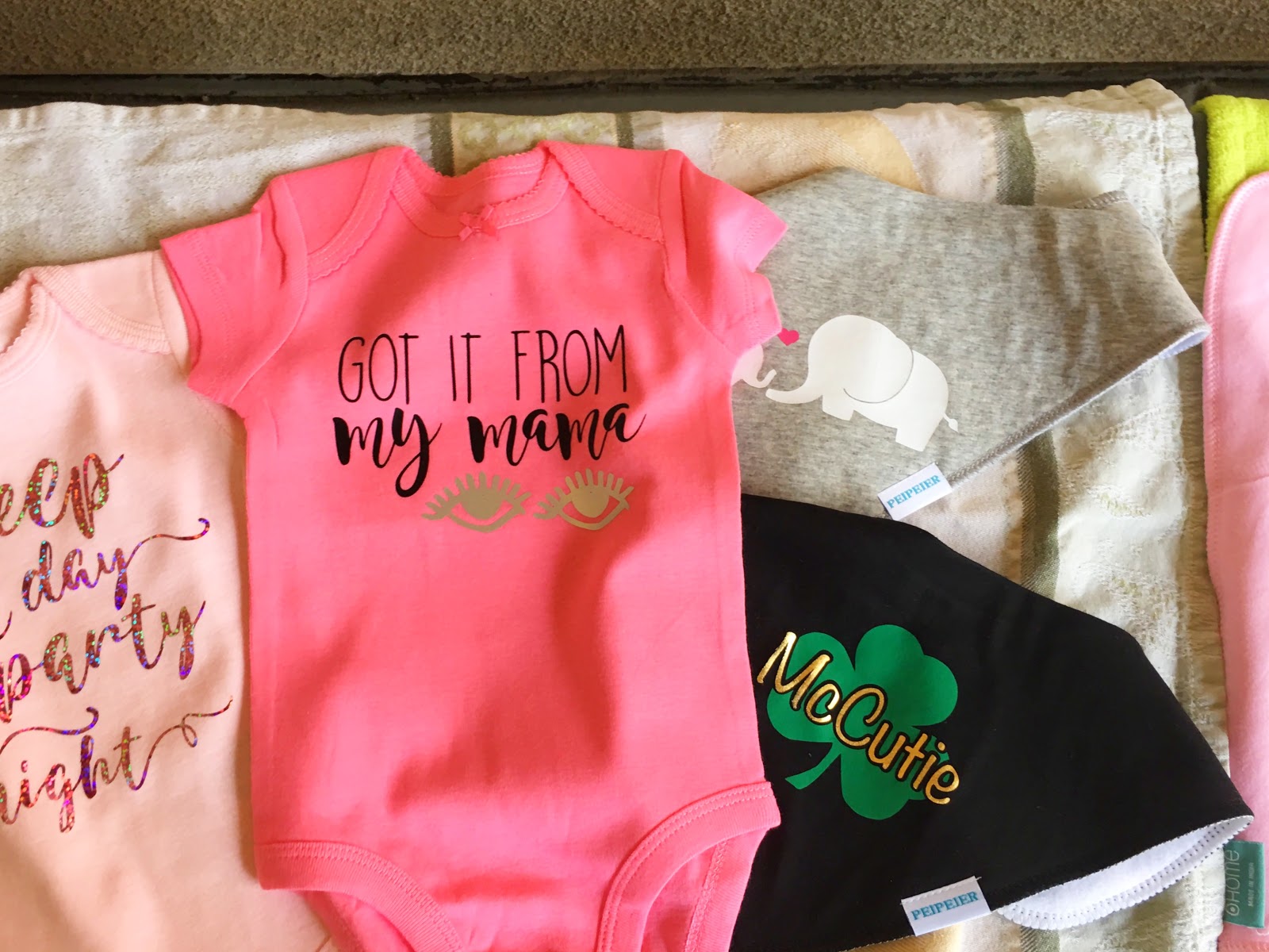 Baby Shower Ideas: Four Ways to Make a Onesie Decorating Station