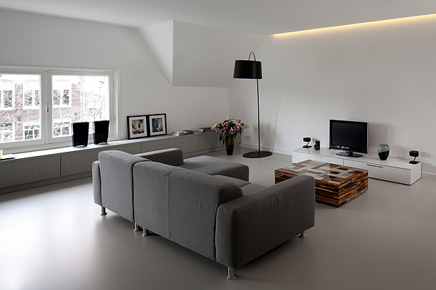 Marzua: Luminoso apartamento dúplex en Amsterdam, por laura alvarez