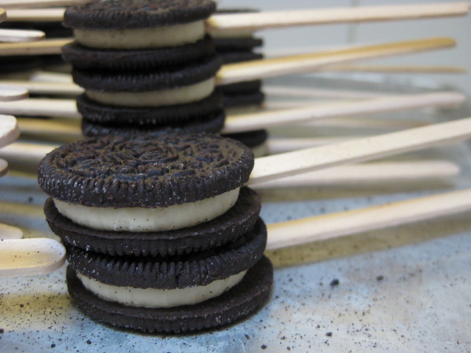Inspired Resourceful Creative Oreo Cookies on a Stick