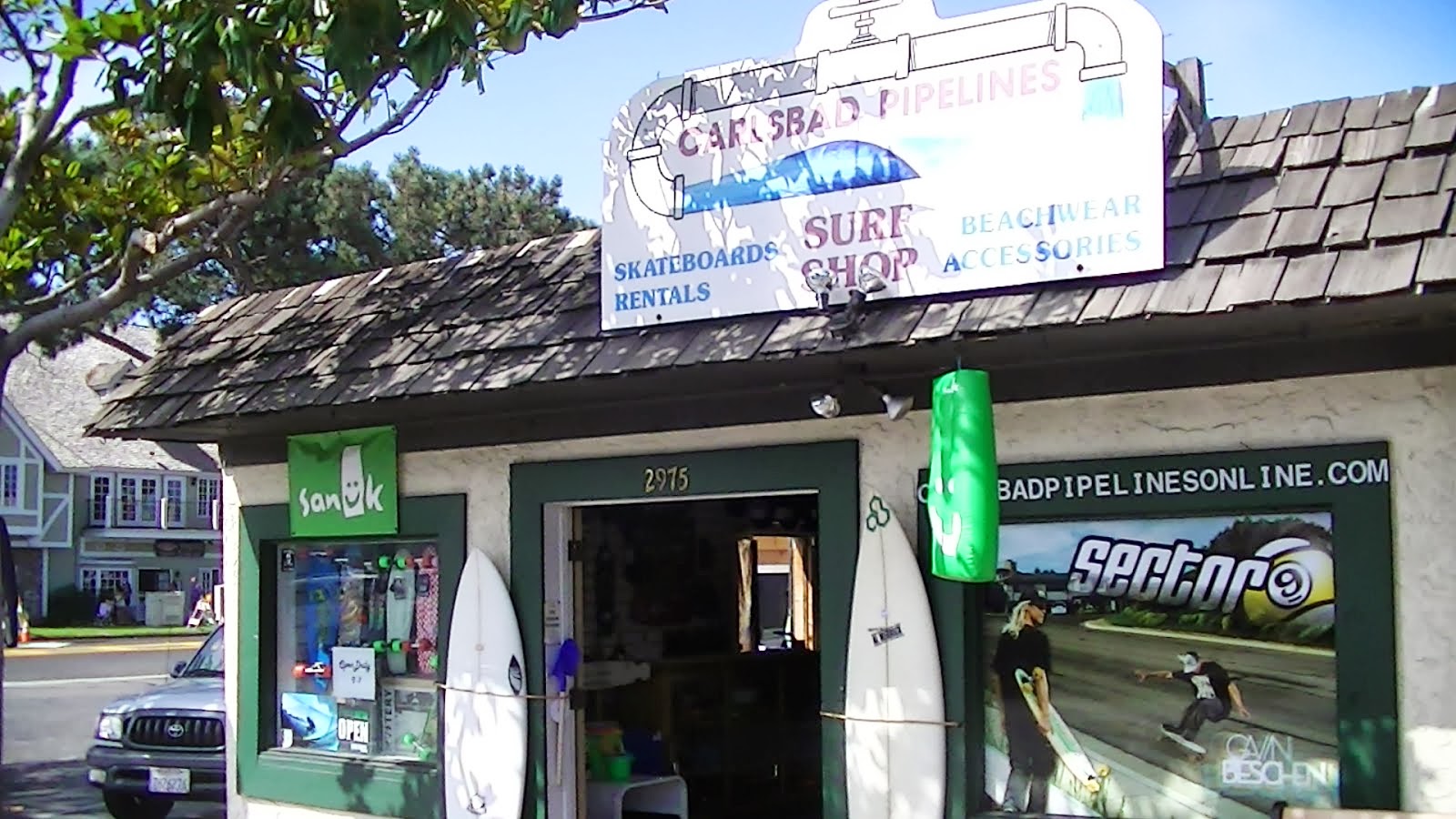 Carlsbad pipelines surf shop