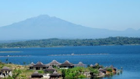 Tourist attraction Kedung Ombo reservoir