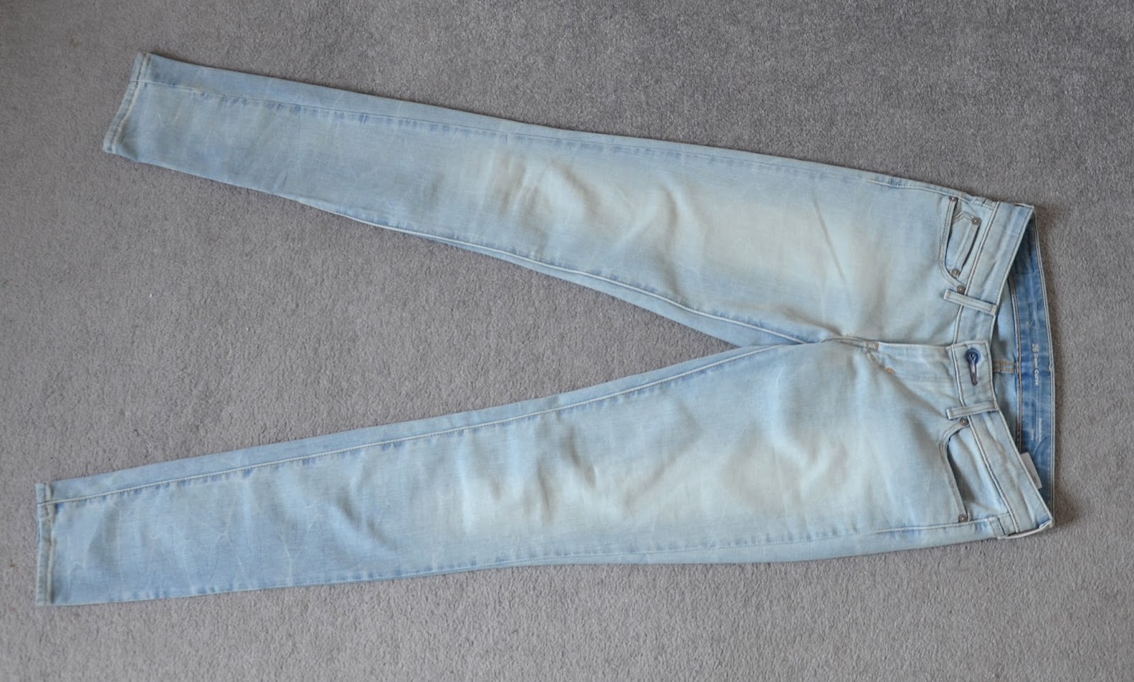 Hannah.Jane: Ripping Jeans Step-by-Step