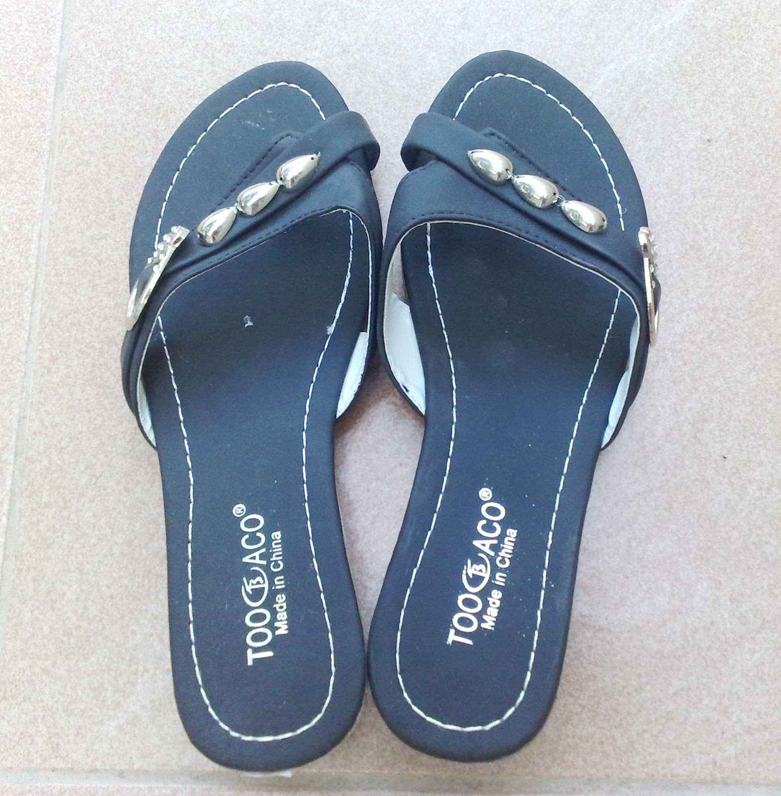 TooBaco flat Foot Shoes Glamorous Girl Fashion Inspiration