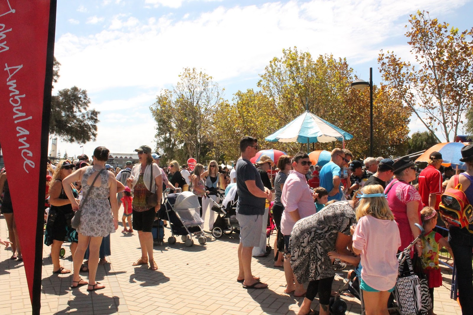 umiyumi2 our life in perth, WA Mandurah Crab Fest 2013