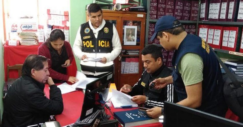 Seis UGEL de Piura habrían malversado más de 12 millones de soles Seis UGEL de Piura habrían malversado más de 12 millones de soles