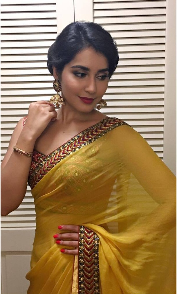 Glamours Actress Rashi Khanna At TPAD Bathukamma Celebrations In Yellow Saree