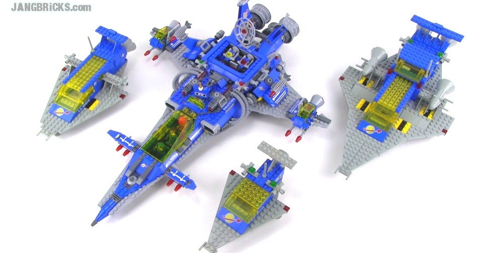 New meets old: Benny's Spaceship homages to Classic LEGO