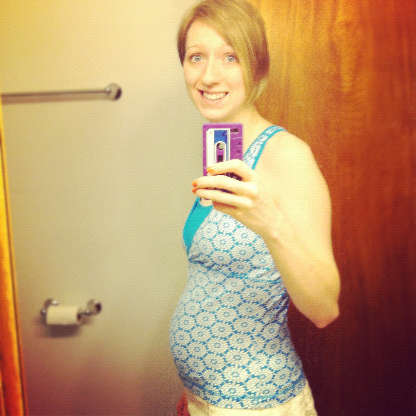 Unexpectedly Expecting Two : Pregnant Belly Pictures