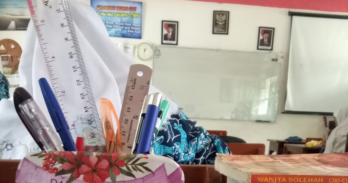 Kerajinan Kotak Pensil Cantik dari Daur Ulang Limbah