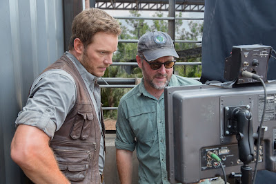 Colin Trevorrow and Chris Pratt on the set of Jurassic World