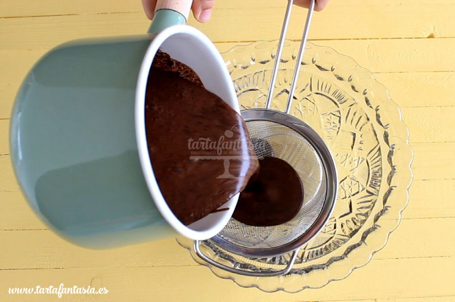 Receta Cobertura Espejo de Chocolate