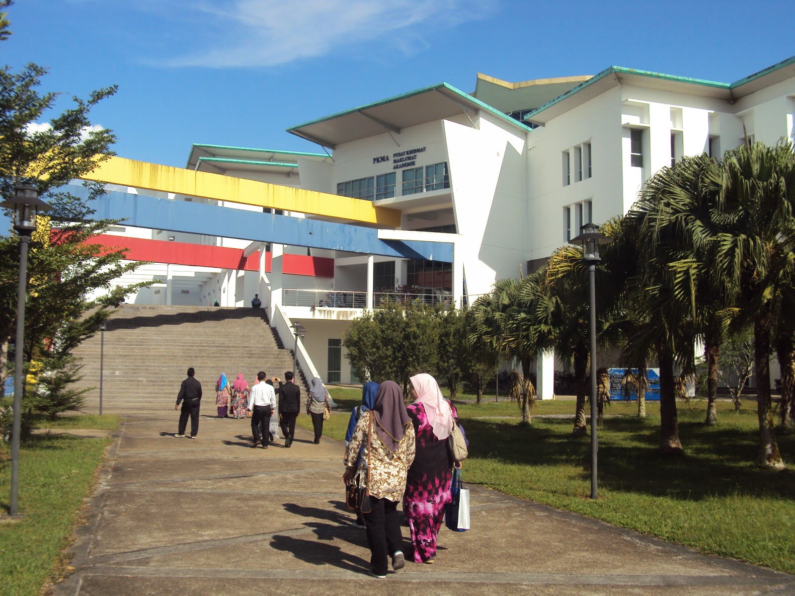 Lawatan Penanda Aras Ke Perpustakaan IPG Batu Lintang dan Centre of