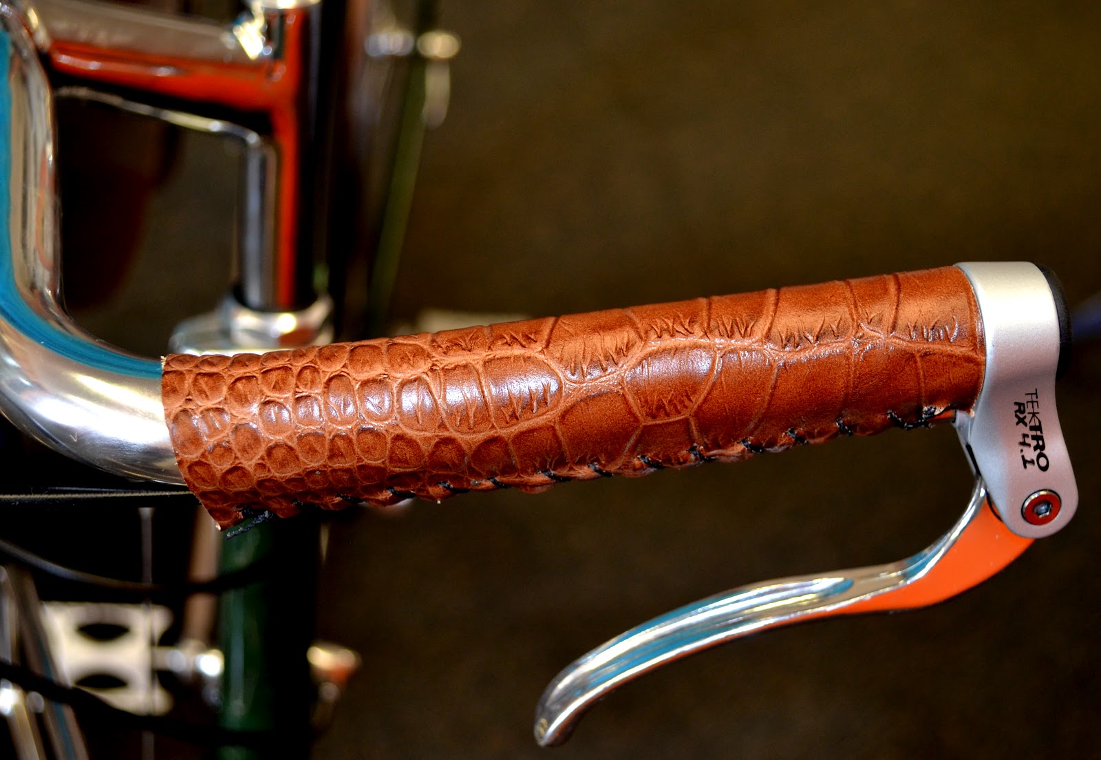 velo orange grips