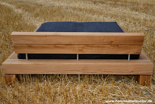 Naturholz Balken-Bett. Betten aus massiven Holzbalken.