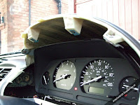 Rover 25 instrument cluster with binnacle trim removed