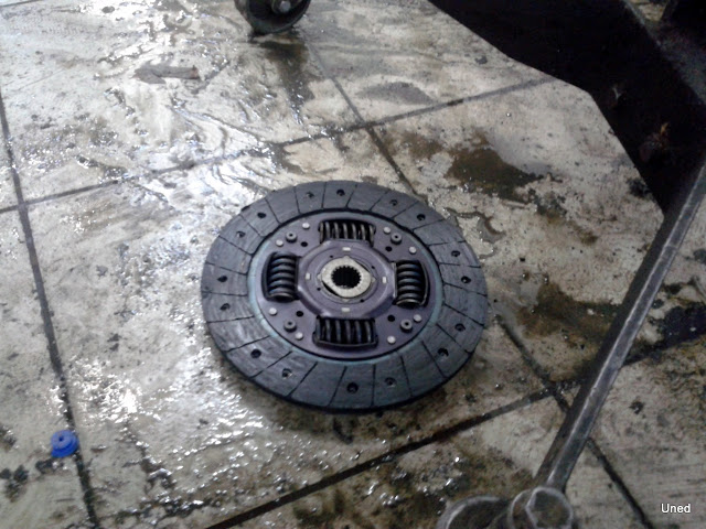 Течет сальник первичного вала киа сид