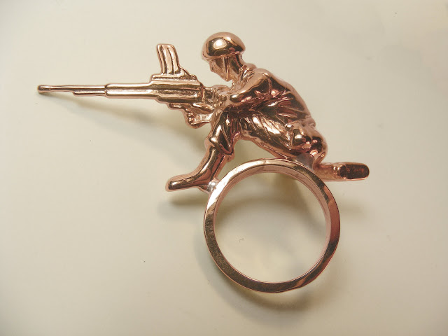 if-it-s-hip-it-s-here-archives-army-men-jewelry-from-knight-hammer