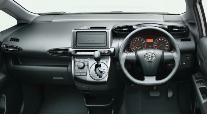 Specifications Of Toyota Wish X Features Dimension Pics