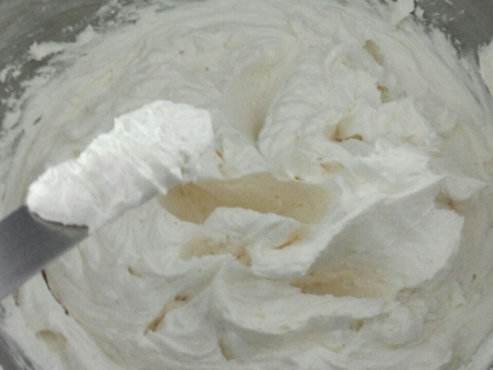 Southern Cooking Fluffy Bakery Style Buttercream Frosting