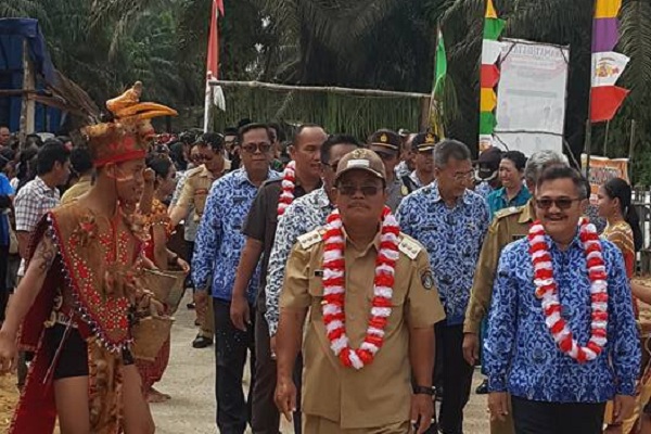 Selalong Wakil Sekadau Hilir Lomba Desa Tingkat Kabupaten Sekadau Tahun 2018 Selalong Wakil Sekadau Hilir Lomba Desa Tingkat Kabupaten Sekadau Tahun 2018