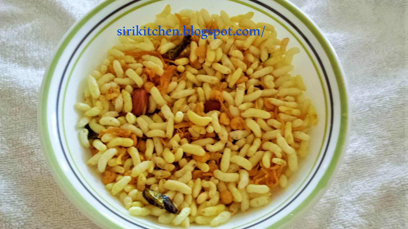 Siri's Kitchen: Spicy Puffed Rice Mixture