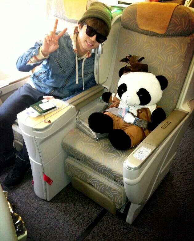 Everything About 2PM [Twitter] 2PM Wooyoung's New Girlfriend
