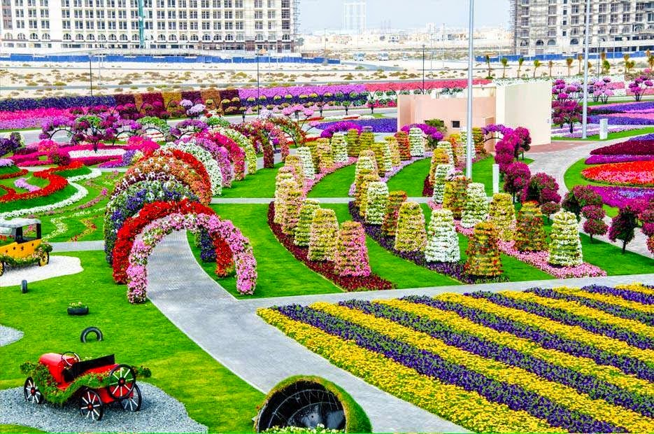 World Largest Natural Flower Garden