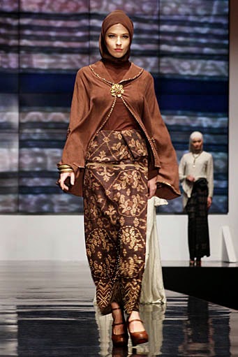 8 Ethnic Muslim Dresses By Ida Royani