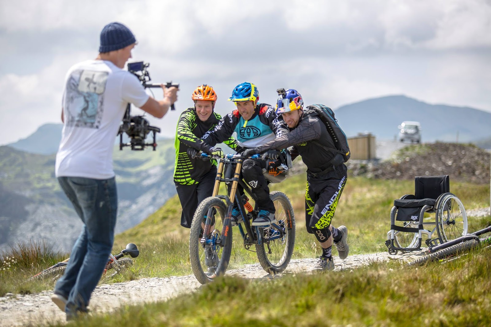 cross fxt500 26 inch front suspension male mountain bike