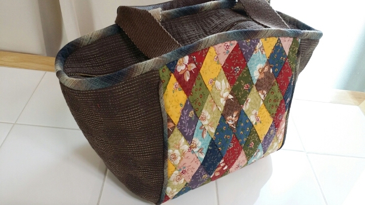 How to Make Quilted Patchwork Bag. DIY Photo Tutorial.