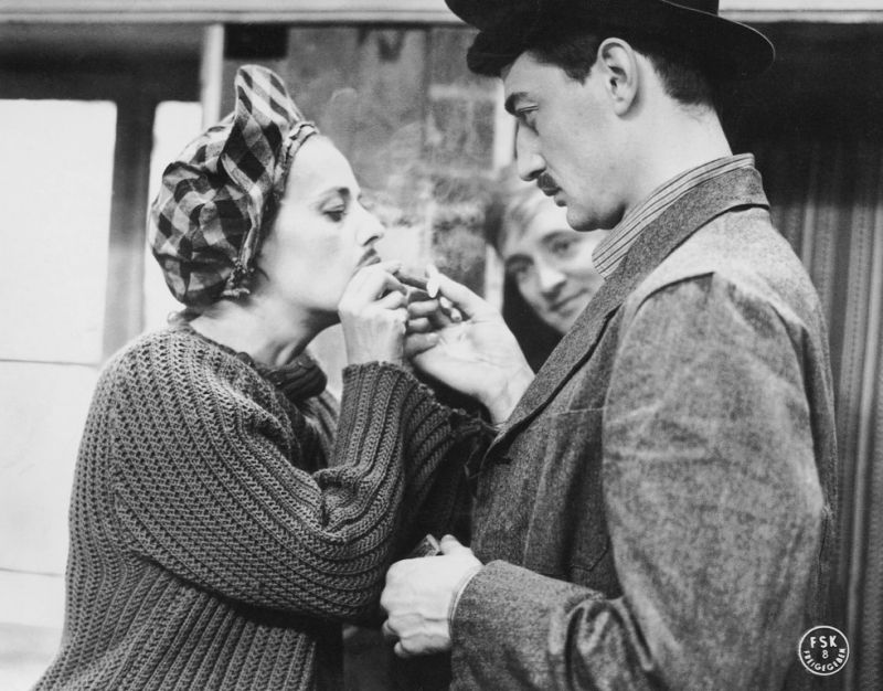 わたしという寓話 ひとりの女をめぐる二人の男の物語、もしくは純愛の三角関係 フランソワ・トリュフォー『突然炎の