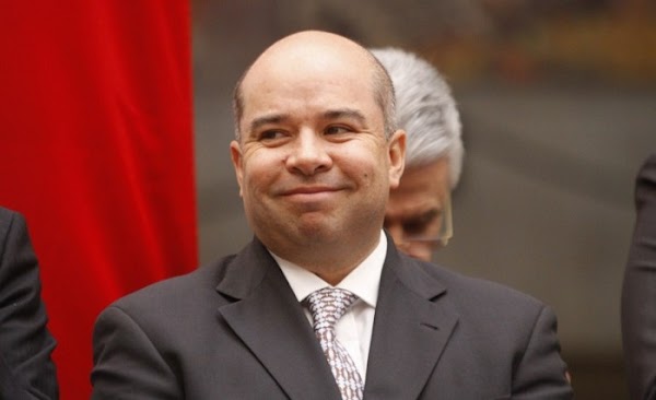 Robó 100 millones de pesos el ex secretario de finanzas y juez lo manda a prisión domiciliaria Robó 100 millones de pesos el ex secretario de finanzas y juez lo manda a prisión domiciliaria