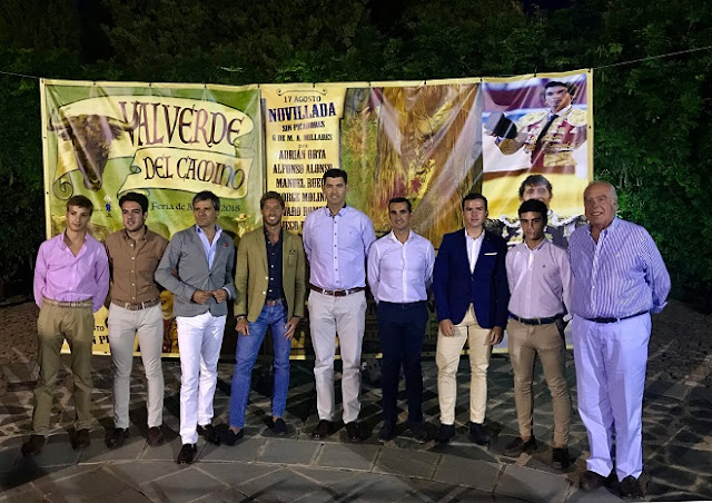 http://www.esvalverde.com/2018/07/presentacion-feria-taurina-de-valverde.html