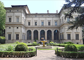 The northern aspect of the Villa Farnesina, which was  Agostino Chigi's summer palace in Rome