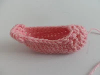 free crochet patterns-baby booties-crochet