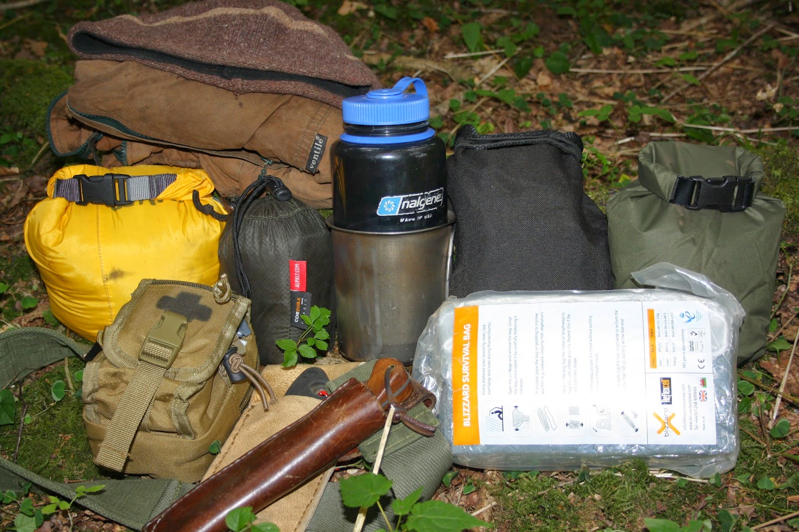 Wilderness Survival Skills - Joe O'Leary: Need a tarp?