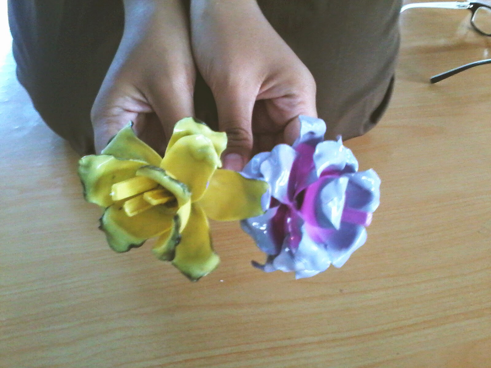  Membuat  Bunga  Mawar dari  Sendok  Plastik  ABCD Lendrix
