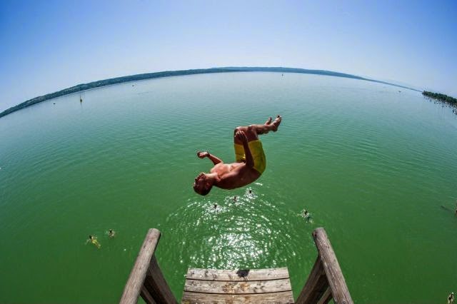 Βουτιές - Dives