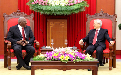 Việt Nam – Cuba khẳng định tình đoàn kết trước sau như một - Ảnh 2 Viet Nam – Cuba khang dinh tinh doan ket truoc sau nhu mot - Anh 2