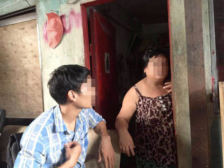 Tin pháp luật an ninh 24h qua: Án mạng kinh hoàng trong quán ăn đêm - Ảnh 5 Tin phap luat an ninh 24h qua: An mang kinh hoang trong quan an dem - Anh 5